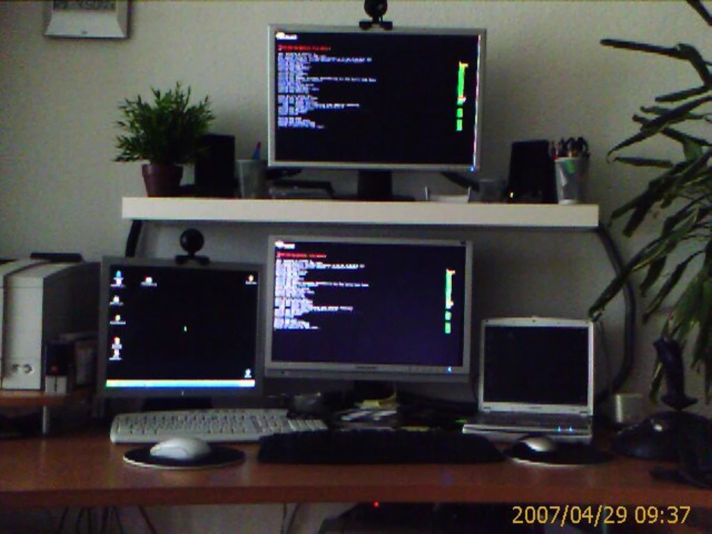 Homeoffice in the year 2007