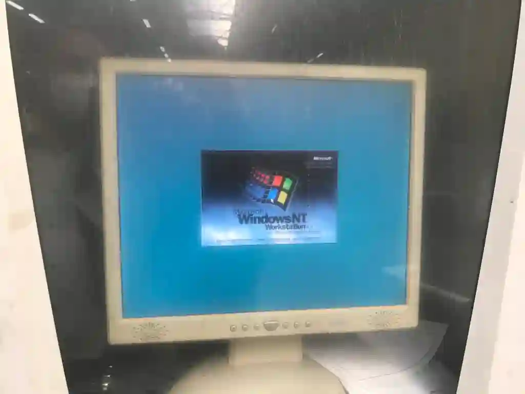 Photo industrial plant with Windows NT4 in 2021